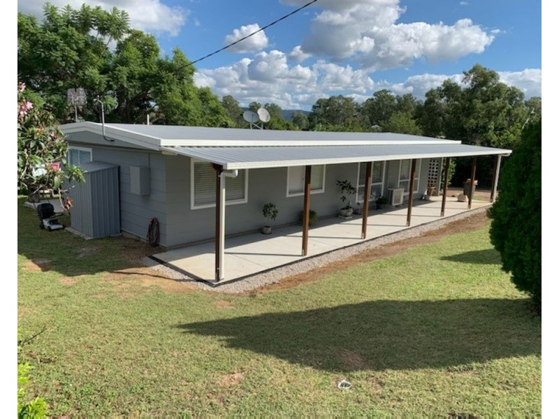 3 Pratt Street, Kilcoy QLD 4515