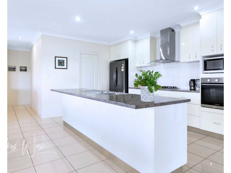 76 Montana Place, Woolmar QLD 4515