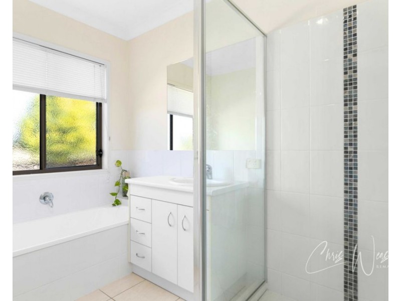 76 Montana Place, Woolmar QLD 4515
