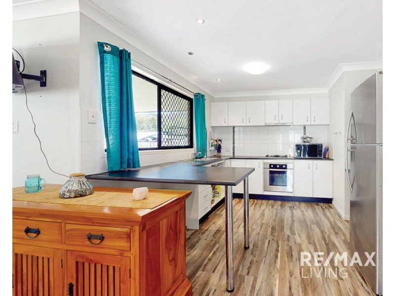 5 Burrows Street, Moore QLD 4306