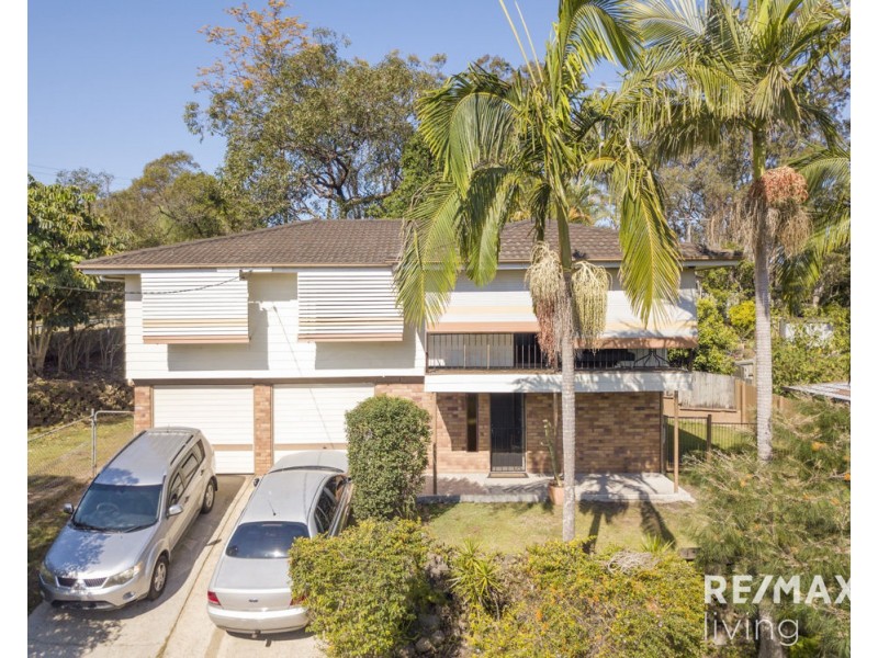 25 Crest Street, Kallangur QLD 4503