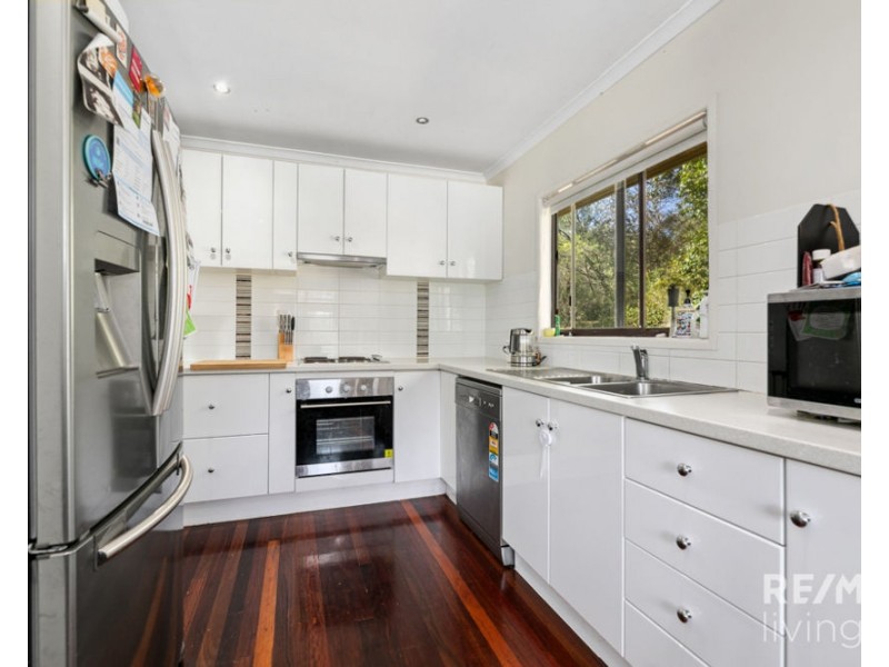 25 Crest Street, Kallangur QLD 4503