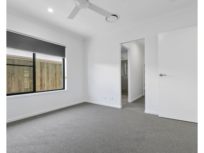 41 Hamilton Road, Woodford QLD 4514