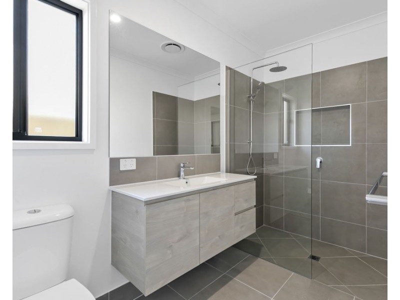 41 Hamilton Road, Woodford QLD 4514