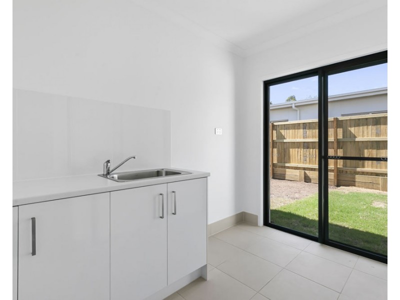 41 Hamilton Road, Woodford QLD 4514