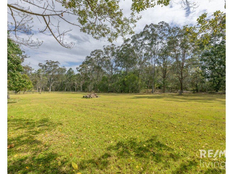 18-20 Wattlebird Drive, Elimbah QLD 4516