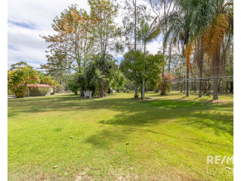 18-20 Wattlebird Drive, Elimbah QLD 4516