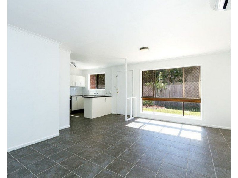 1/12 Charles Street, Caboolture QLD 4510