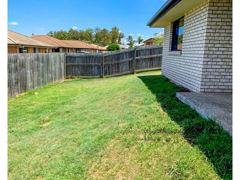 5 Redcedar Place, Morayfield QLD 4506
