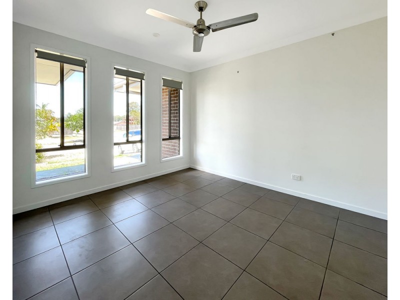 14 Whitehaven street, Burpengary QLD 4505