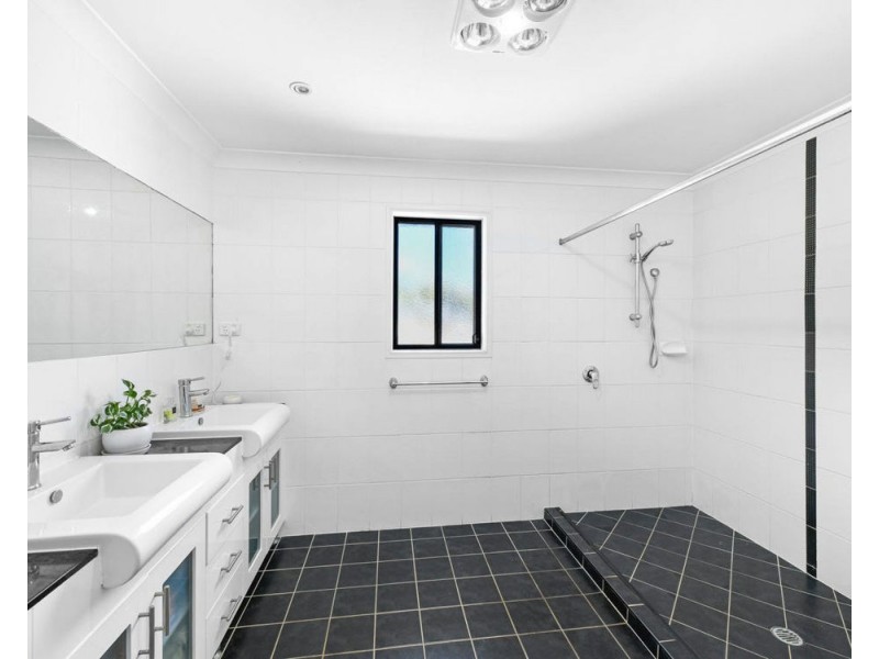 4 Anglers Court, Donnybrook QLD 4510