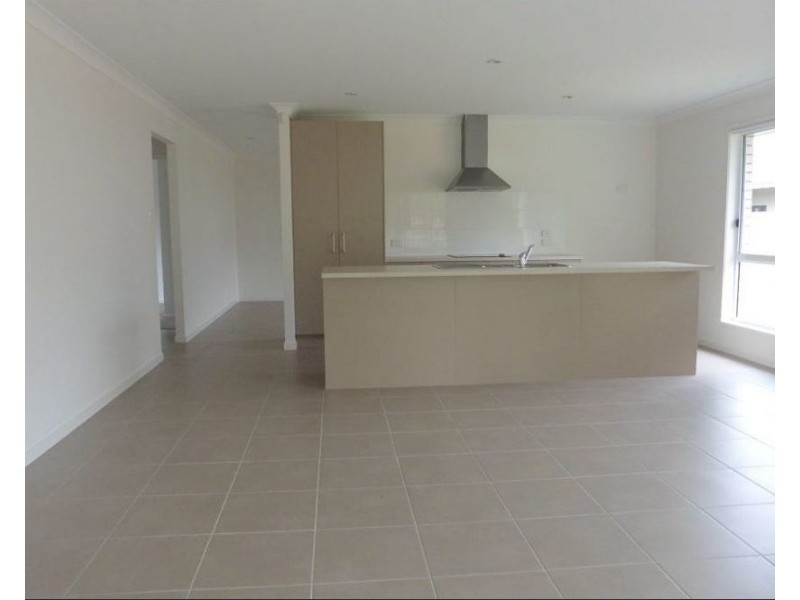 10 Lenton court, Burpengary QLD 4505