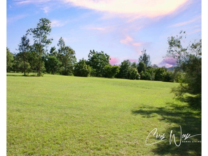 104 Roberts Court, Sandy Creek QLD 4515