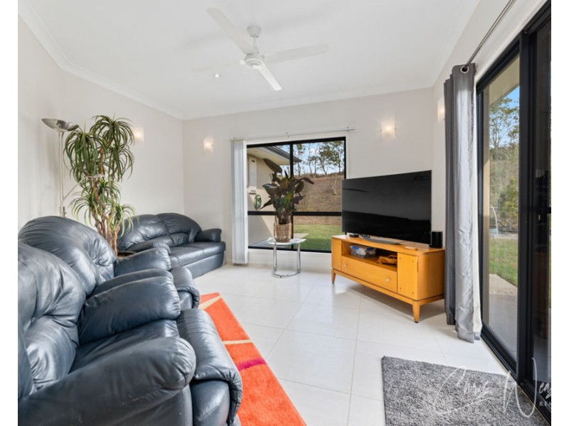 104 Roberts Court, Sandy Creek QLD 4515