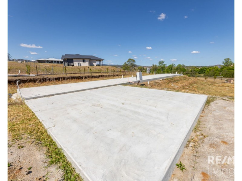 7 Atherton Place, Winya QLD 4515