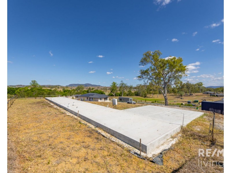 7 Atherton Place, Winya QLD 4515