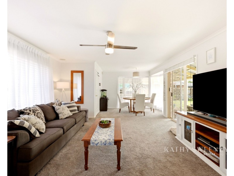 4 Parkwood Place, Bellmere QLD 4510