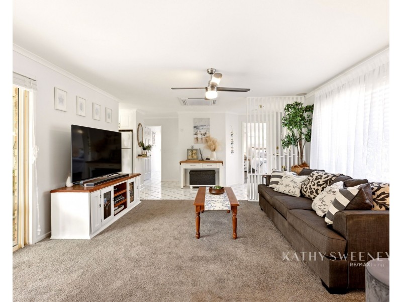 4 Parkwood Place, Bellmere QLD 4510
