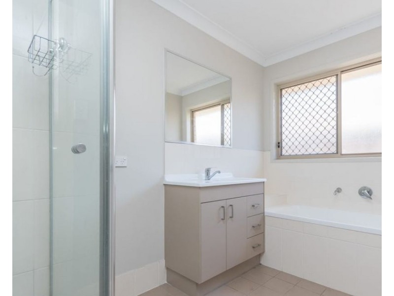 10 Castle Ct, Caboolture QLD 4510