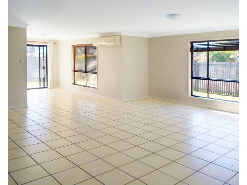 15 Glenn Street, Morayfield QLD 4506