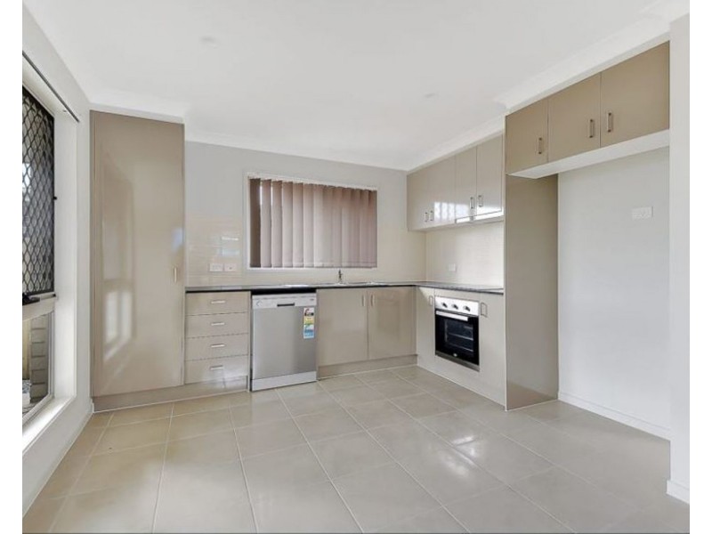 169 Graham Rd, Morayfield QLD 4506