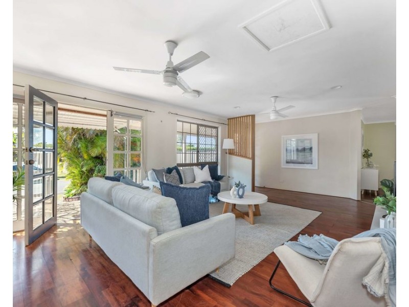 64 Crestridge Crescent, Morayfield QLD 4506
