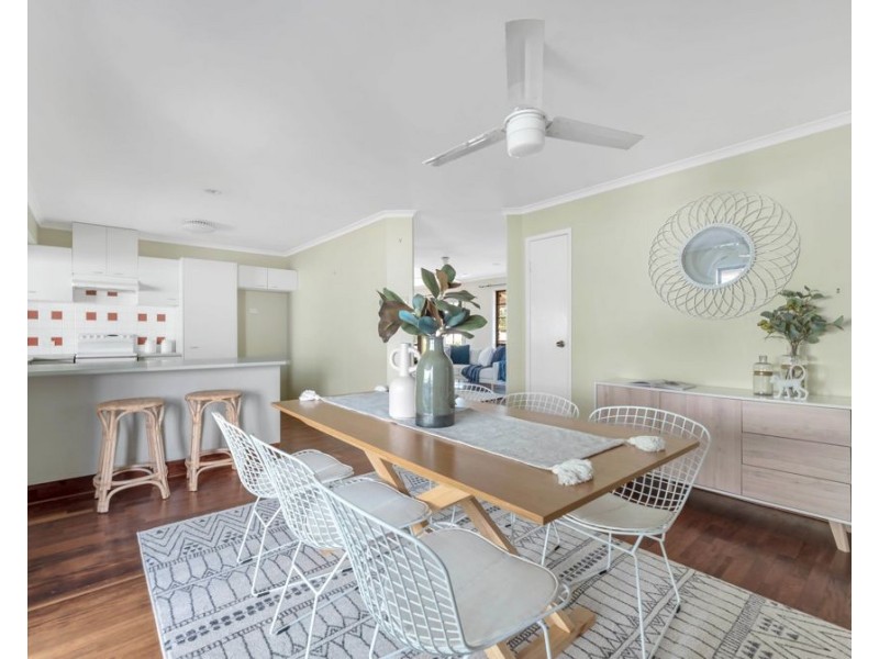 64 Crestridge Crescent, Morayfield QLD 4506