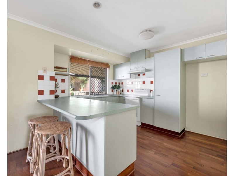 64 Crestridge Crescent, Morayfield QLD 4506