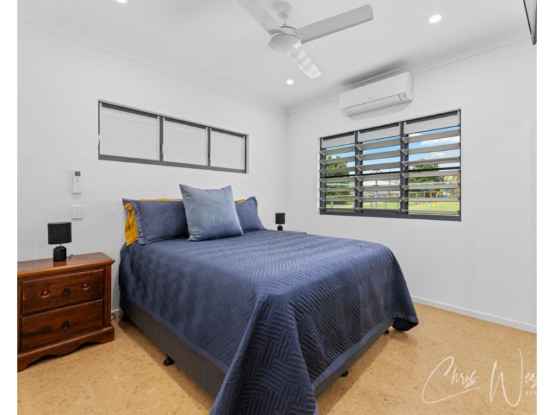 127 Sippel Drive, Woodford QLD 4514