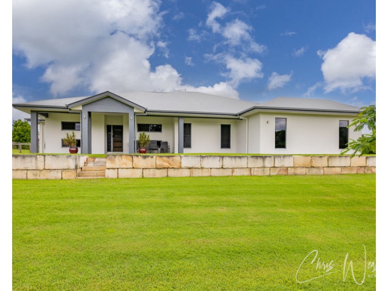 127 Sippel Drive, Woodford QLD 4514