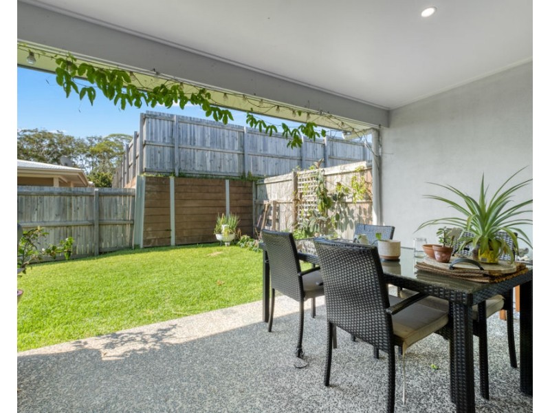 1-2/21 Majella Close, Peregian Springs QLD 4573
