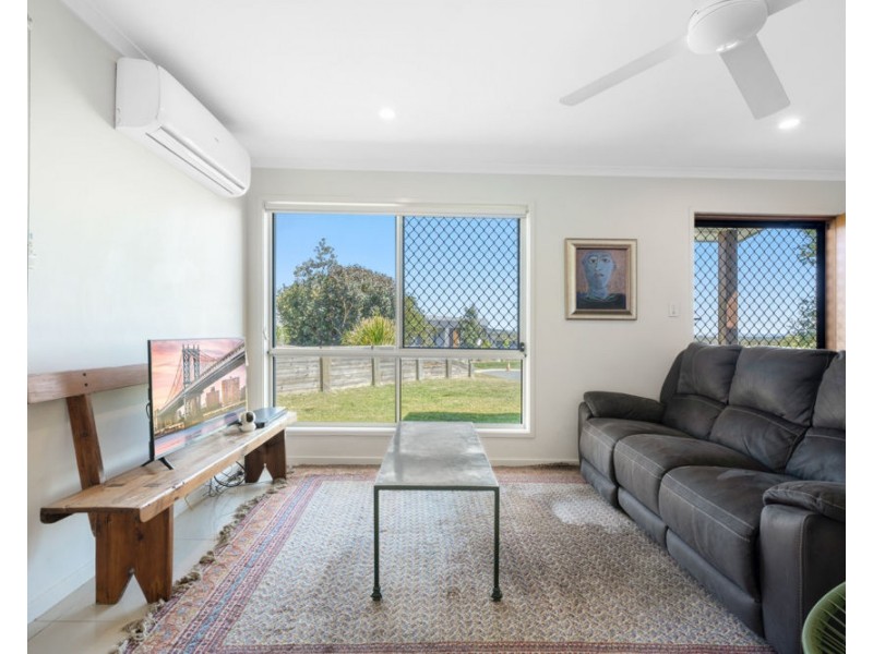 1-2/21 Majella Close, Peregian Springs QLD 4573