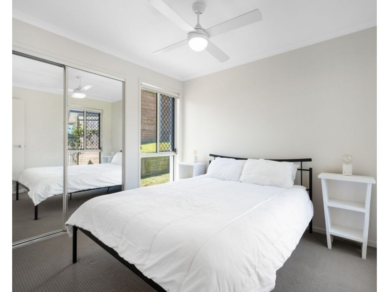 1-2/21 Majella Close, Peregian Springs QLD 4573