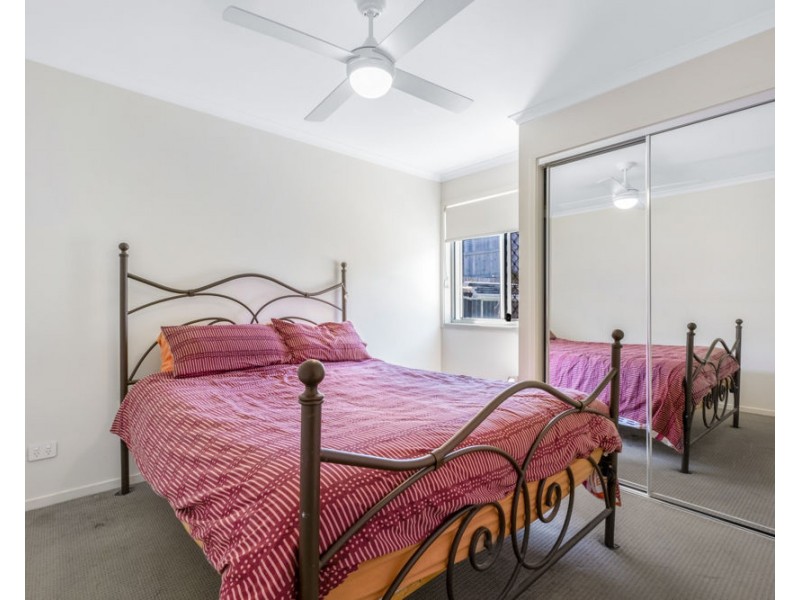 1-2/21 Majella Close, Peregian Springs QLD 4573