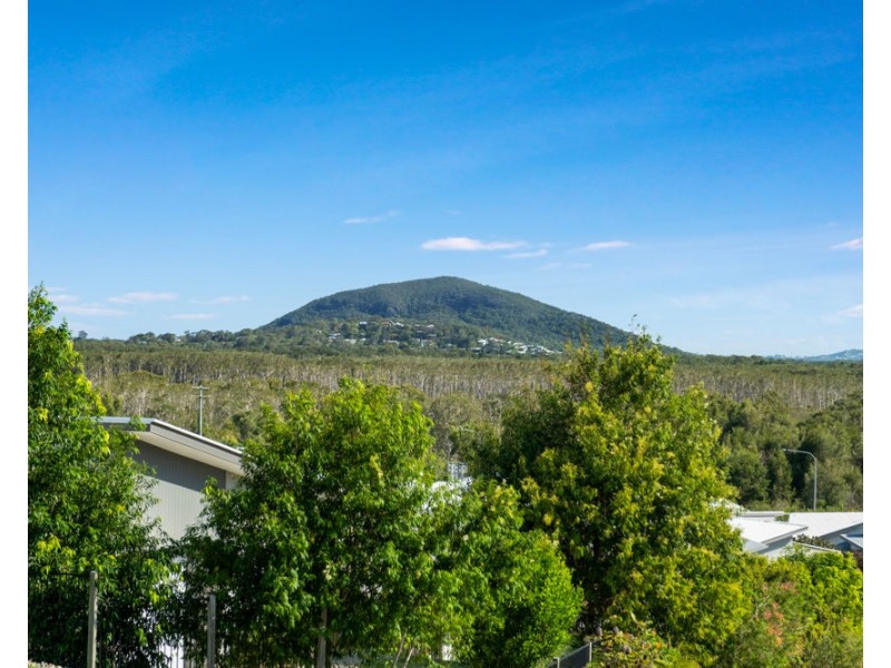 1-2/21 Majella Close, Peregian Springs QLD 4573