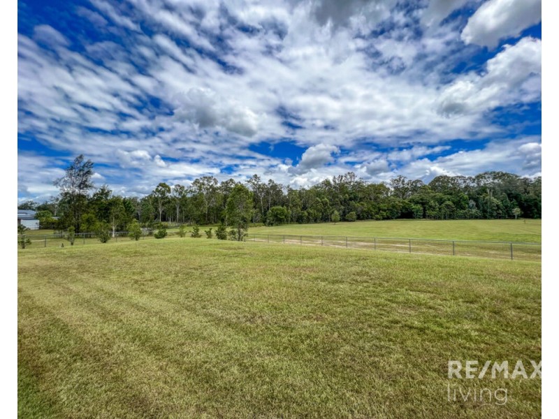 13-15 Romi Close, Woodford QLD 4514