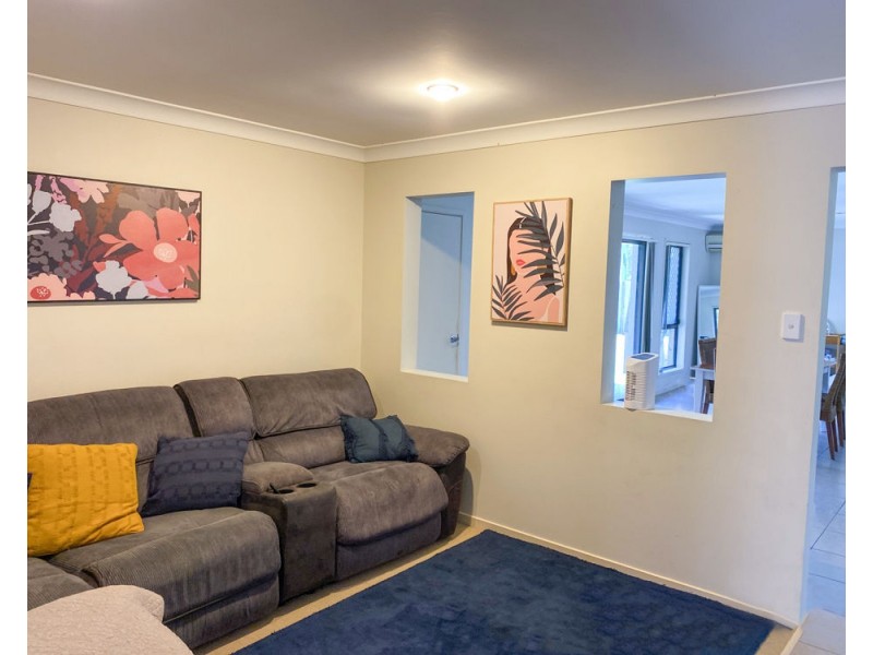 27 Aretha Lane, Narangba QLD 4504
