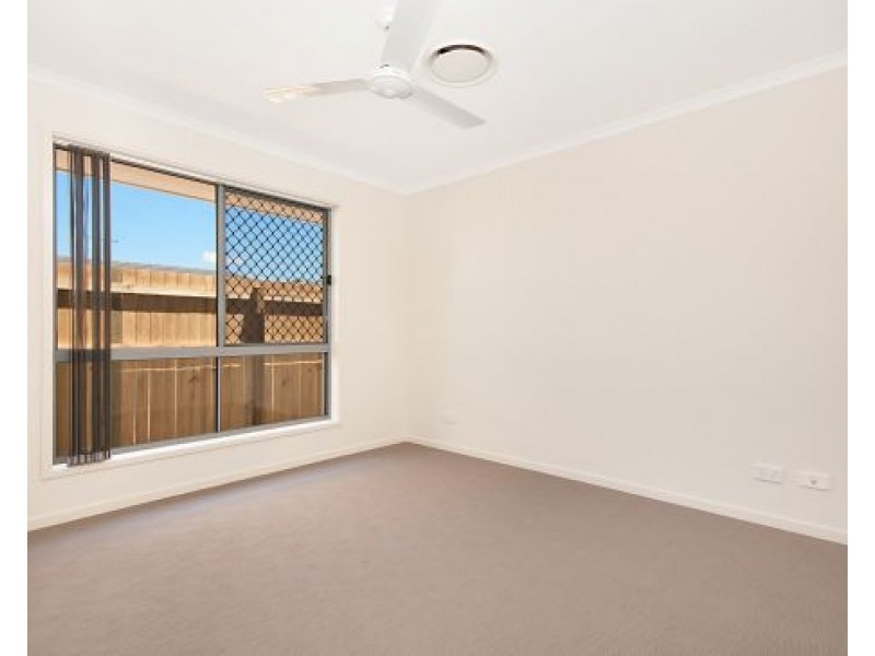 5 Wellington Place, Narangba QLD 4504