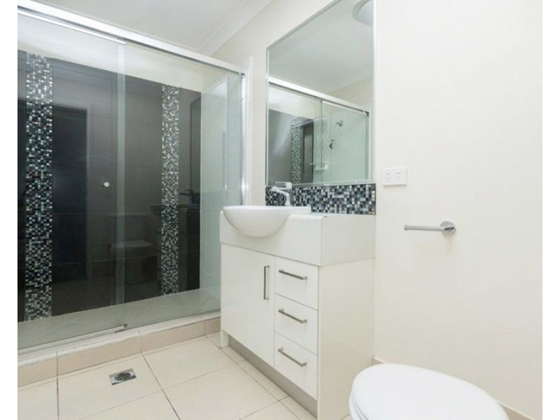 50 Merimbula Crescent, Fitzgibbon QLD 4018