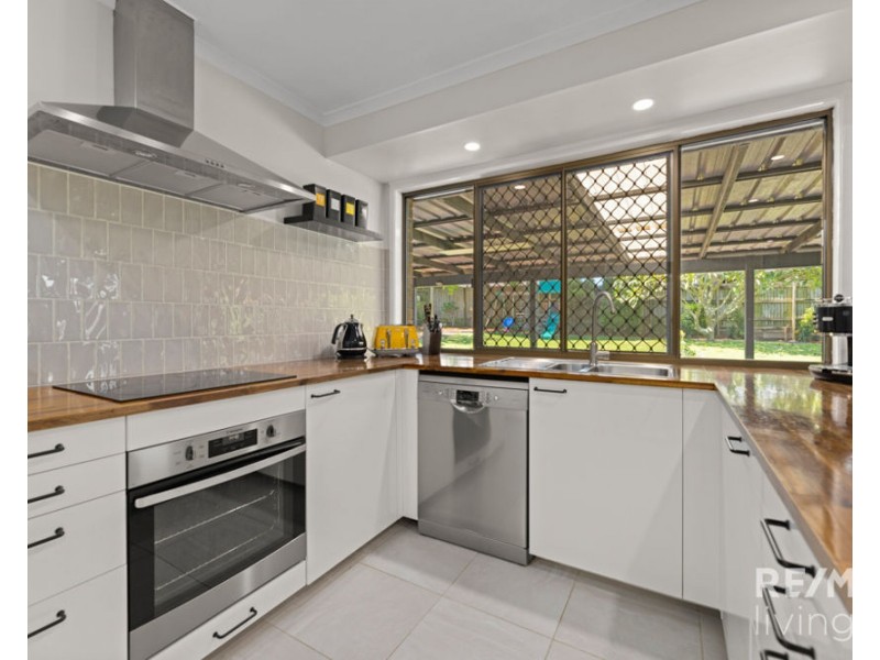 23 Emerson Drive, Morayfield QLD 4506