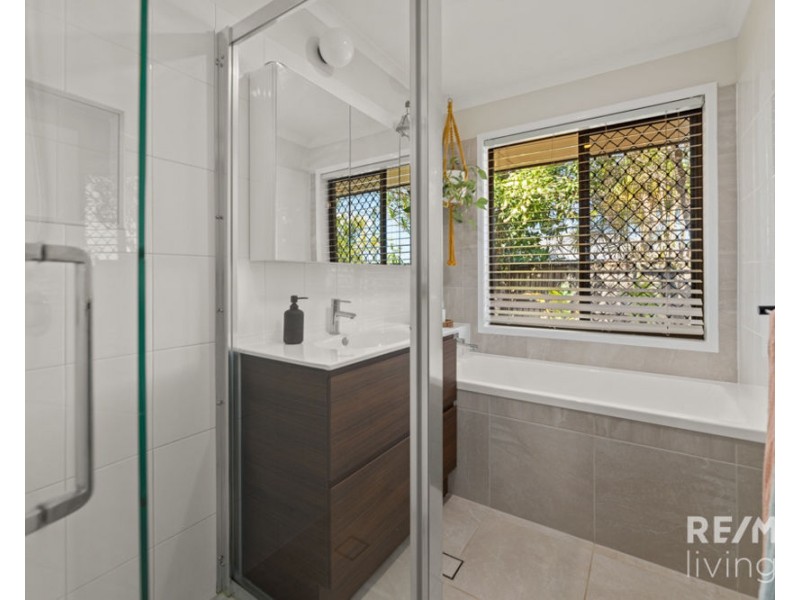 23 Emerson Drive, Morayfield QLD 4506