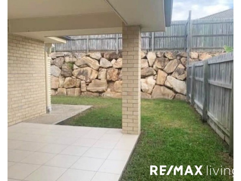 7 Chase Crescent, North Lakes QLD 4509