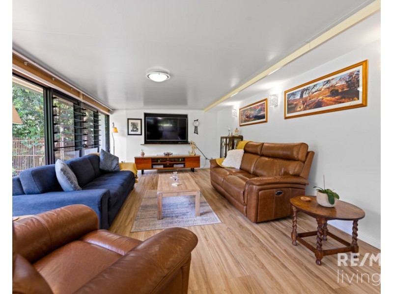 27 Clearview Drive, Glass House Mountains QLD 4518