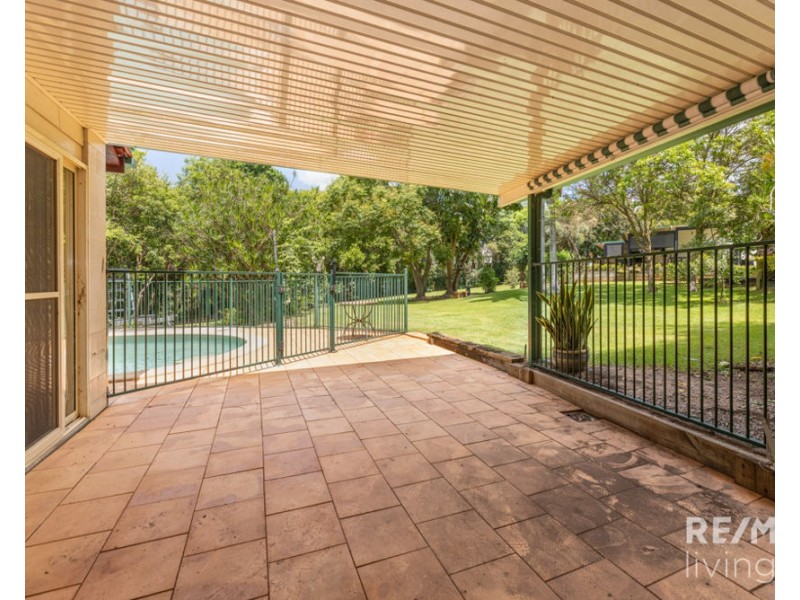 27 Clearview Drive, Glass House Mountains QLD 4518