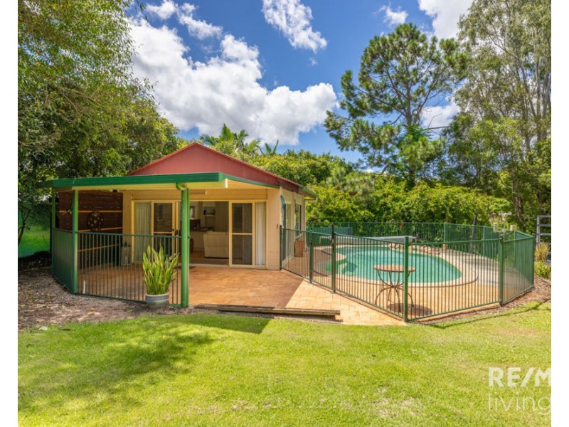 27 Clearview Drive, Glass House Mountains QLD 4518