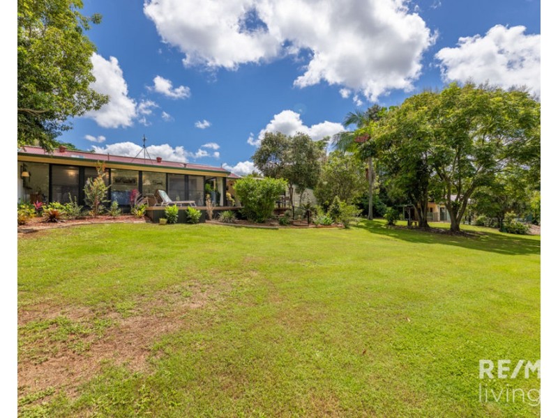 27 Clearview Drive, Glass House Mountains QLD 4518