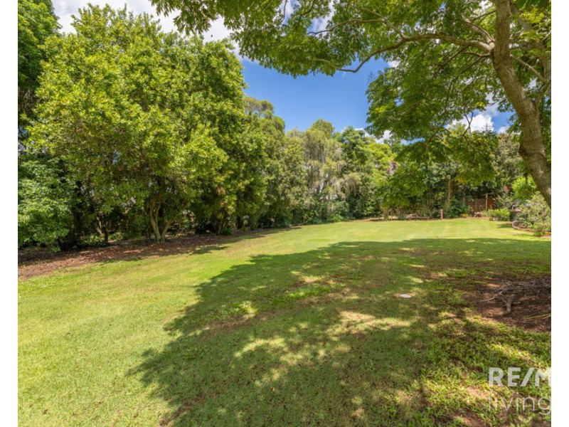 27 Clearview Drive, Glass House Mountains QLD 4518