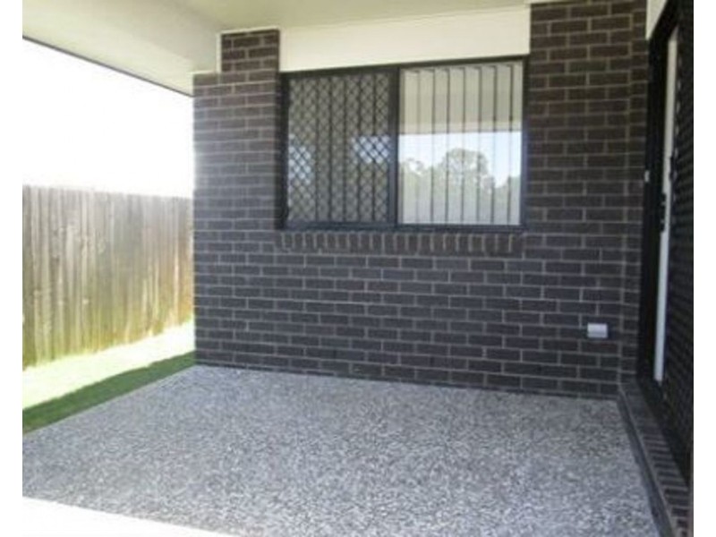 1/1 Llama Court, Dakabin QLD 4503