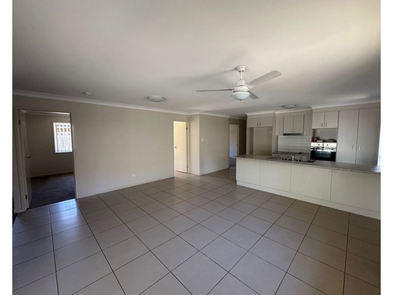 7 Newmarket Drive, Morayfield QLD 4506