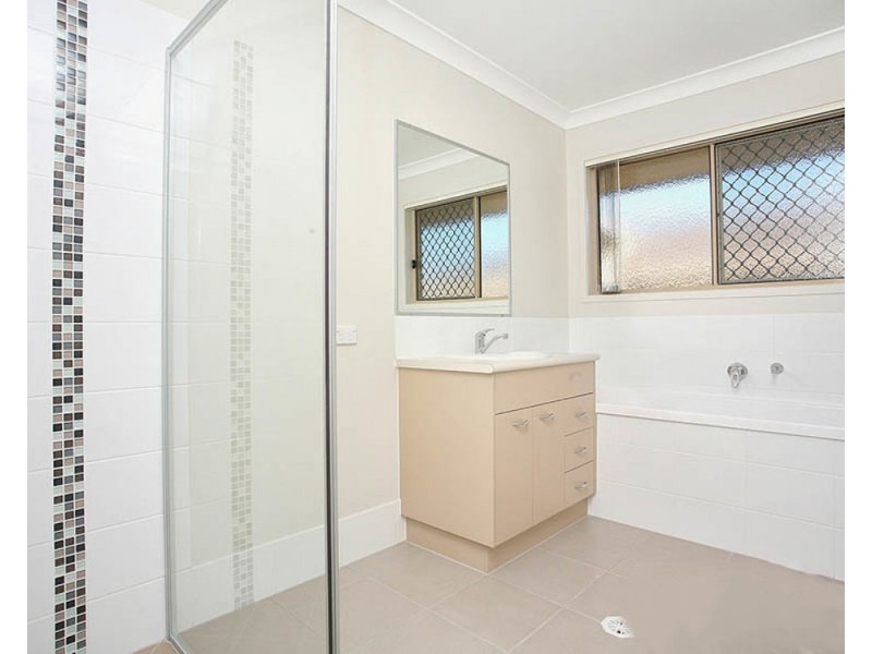 3 Stream Place, Bellmere QLD 4510